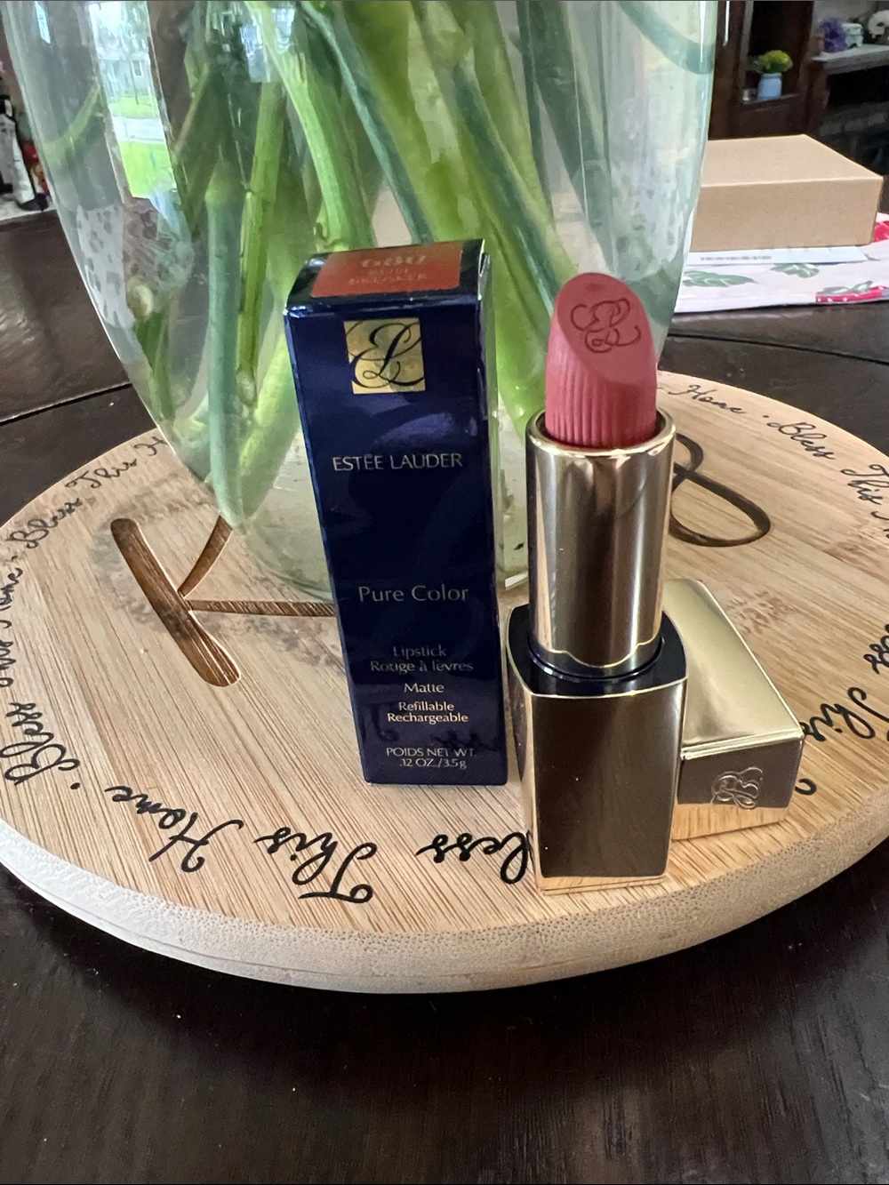 New Estee Lauder Rule Breaker Lipstick - Picture 3 of 3